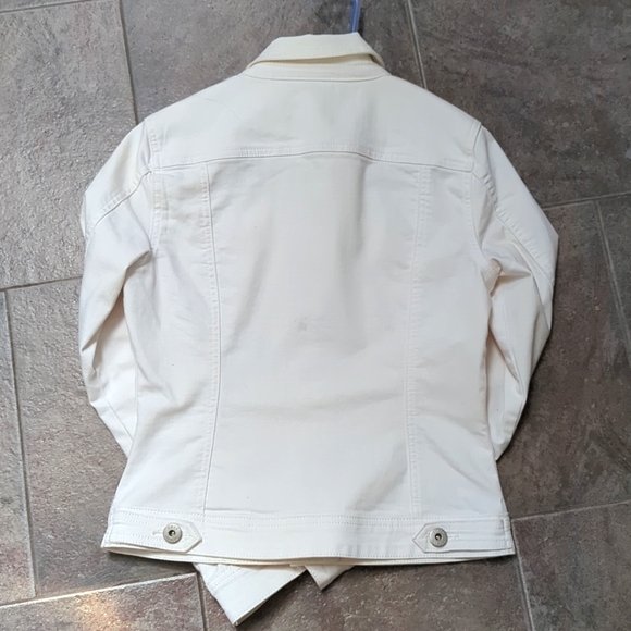 Jean Jacket - Picture 3 of 4